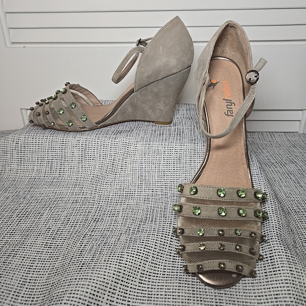Faryl Robin Anthropologie Suede Heels Strap Studded 10 Green Cream